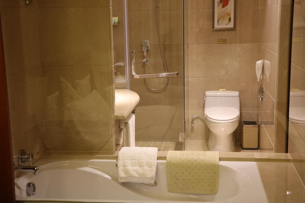 Rongjiang Hotel Jieyang Extérieur photo