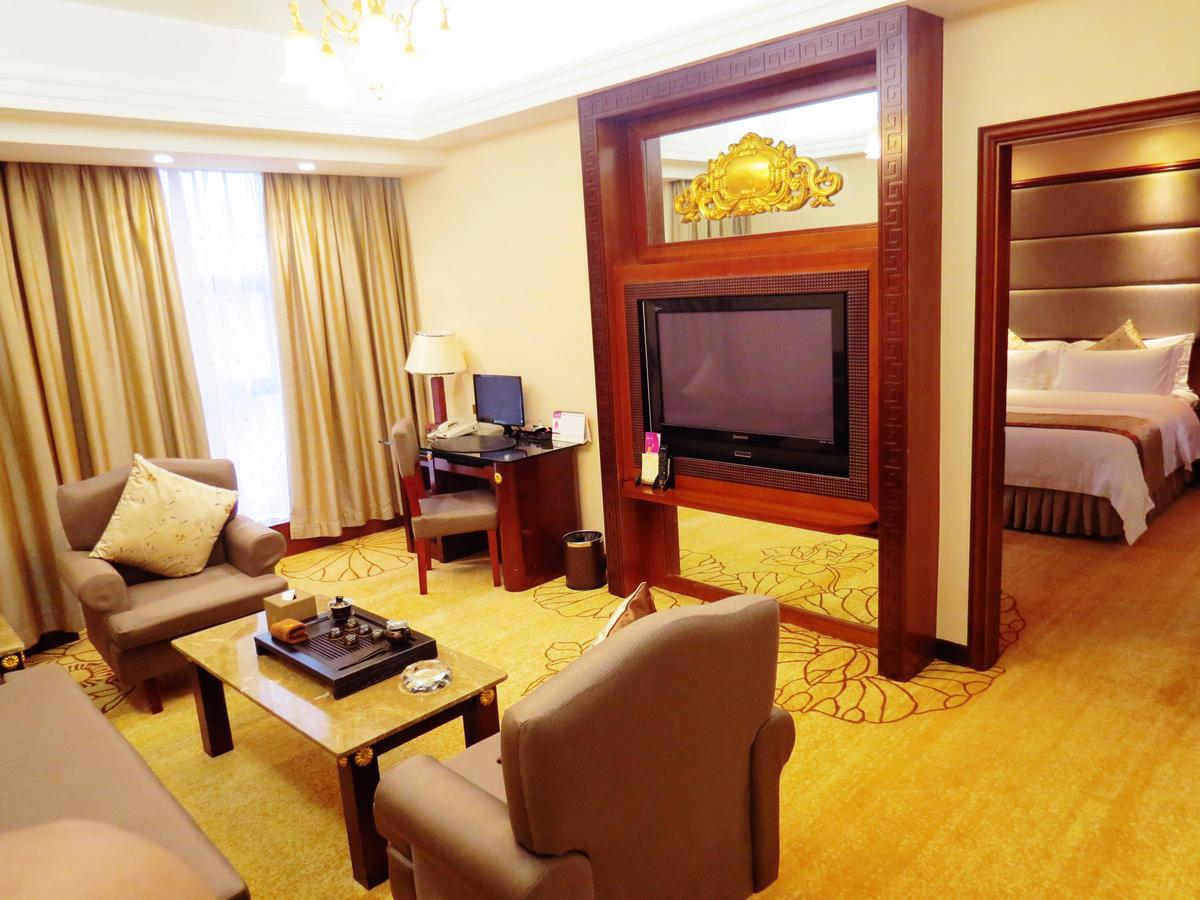Rongjiang Hotel Jieyang Extérieur photo