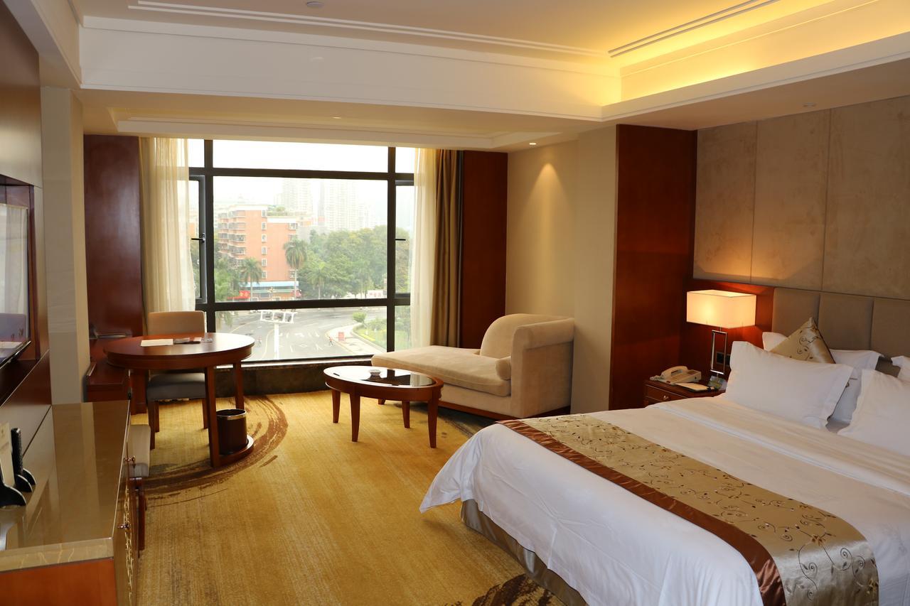 Rongjiang Hotel Jieyang Extérieur photo