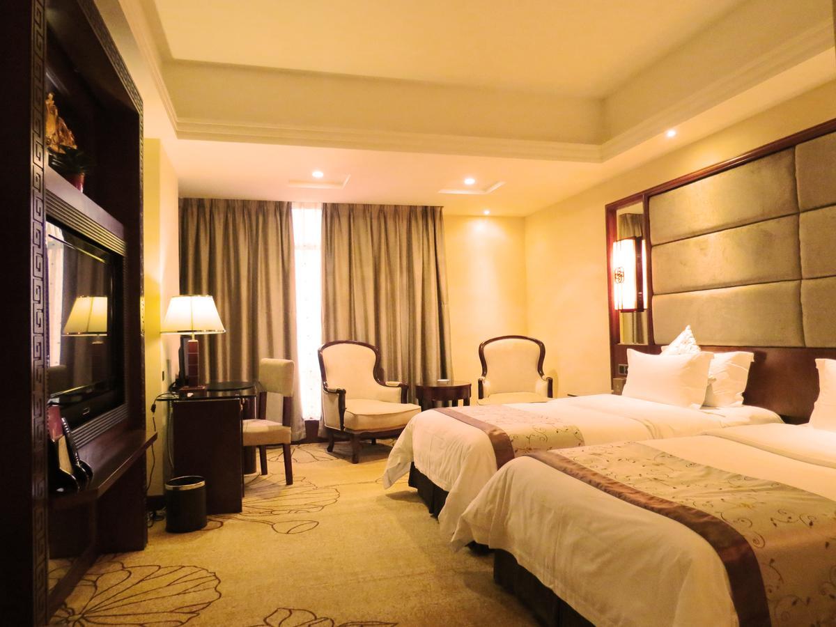 Rongjiang Hotel Jieyang Extérieur photo